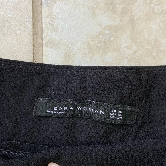 High waisted wide leg Zara pants! Perfect for formal and casual occasions - Picture 4 of 4